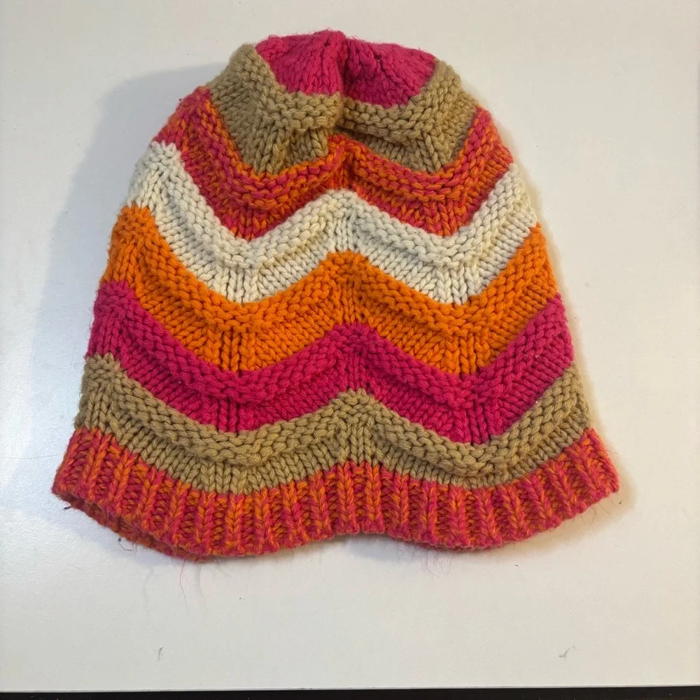 Colorful Chevron Cable Knit Beanie for Women